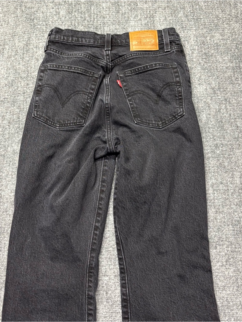 Levis Premium Jeans Womens 25x33 Black Ribcage Boot Button Fly Big E - Picture 15 of 16